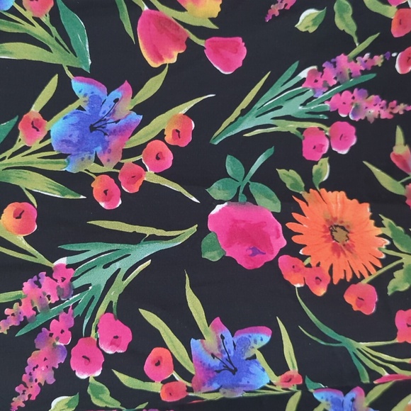 Sleeveless silk flowers dress, size 16 - Picture 2 of 5